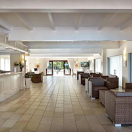Club & Village Cala Fiorita 4*