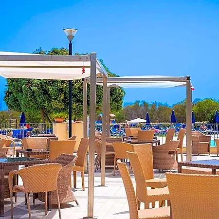 Club & Village Cala Fiorita 4* Budoni